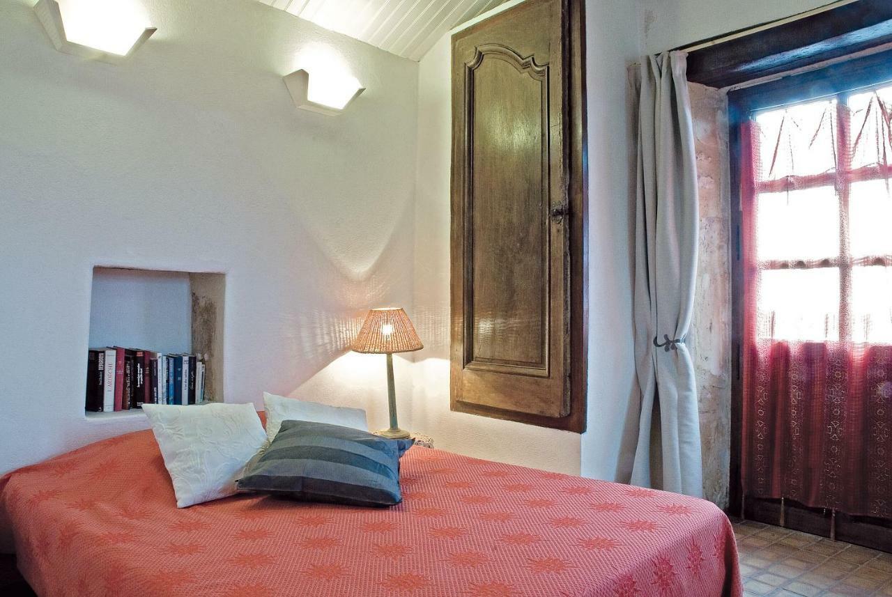 Maison De Dame Tartine Issirac Eksteriør billede